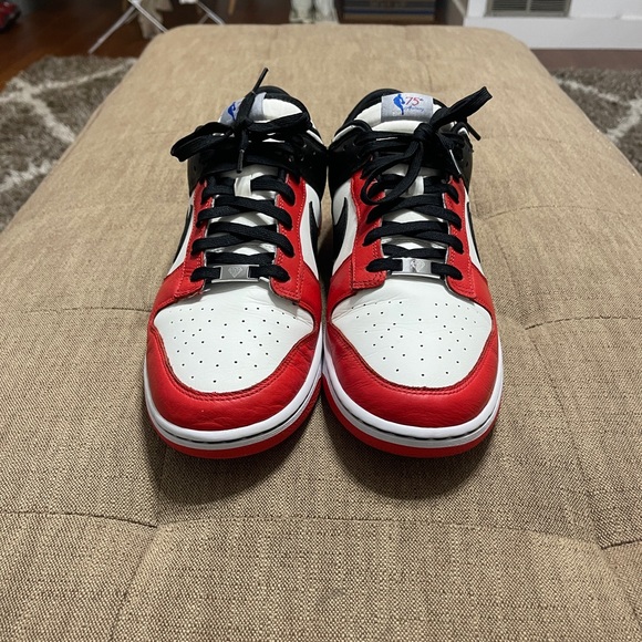 Nike Dunk Low EMB Chicago - Picture 4 of 9